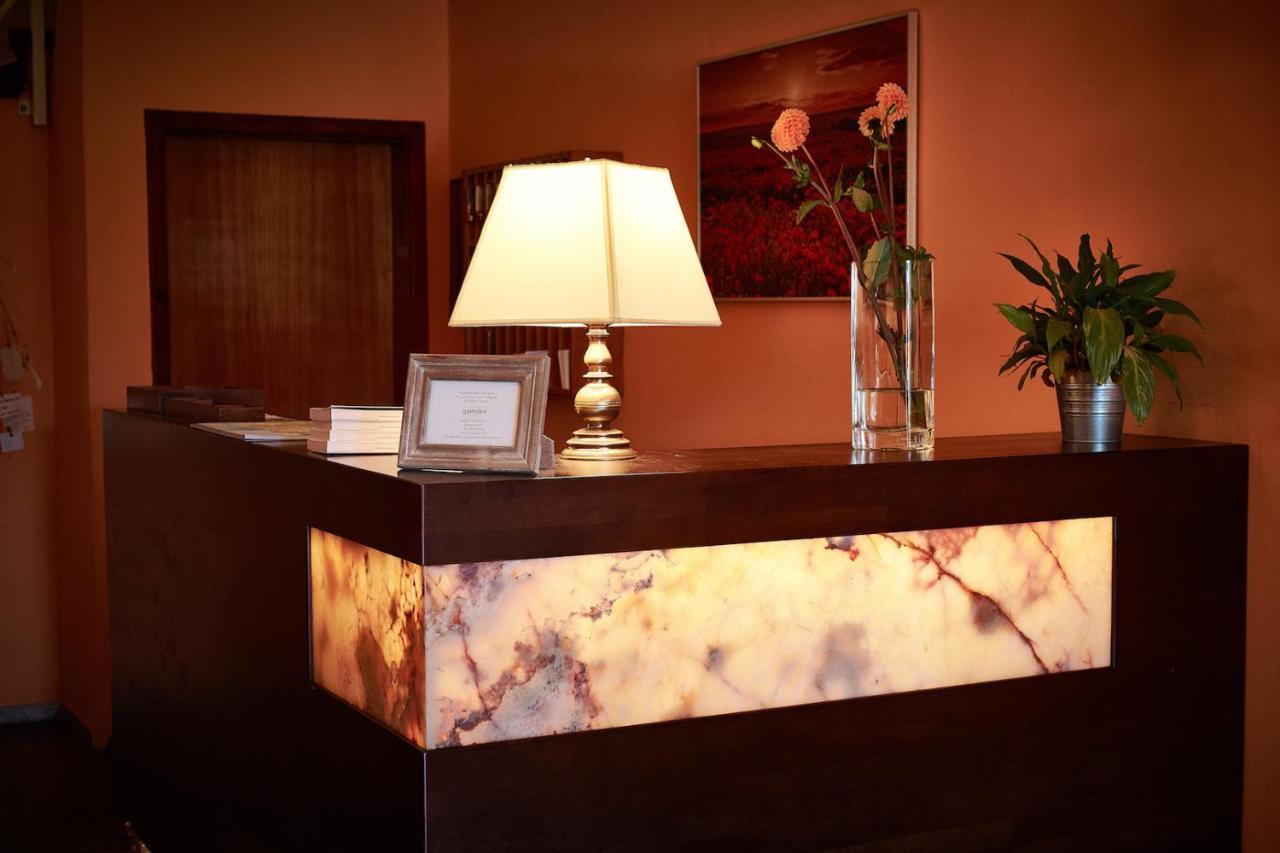 Hotel - Restaurant Soleo Krumpendorf Εξωτερικό φωτογραφία