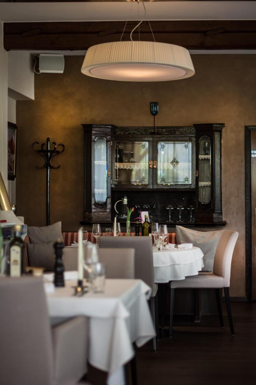 Hotel - Restaurant Soleo Krumpendorf Εξωτερικό φωτογραφία