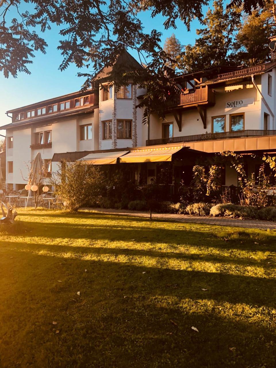Hotel - Restaurant Soleo Krumpendorf Εξωτερικό φωτογραφία